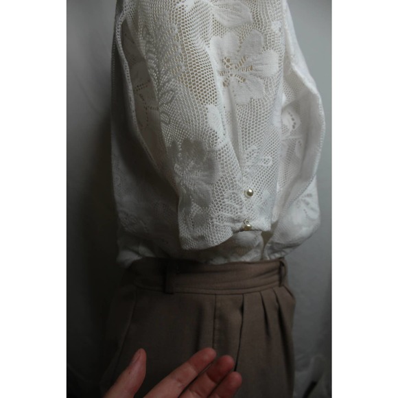 Vintage 80s/90s Reworked White Lace Pleated Top - Picture 4 of 8
